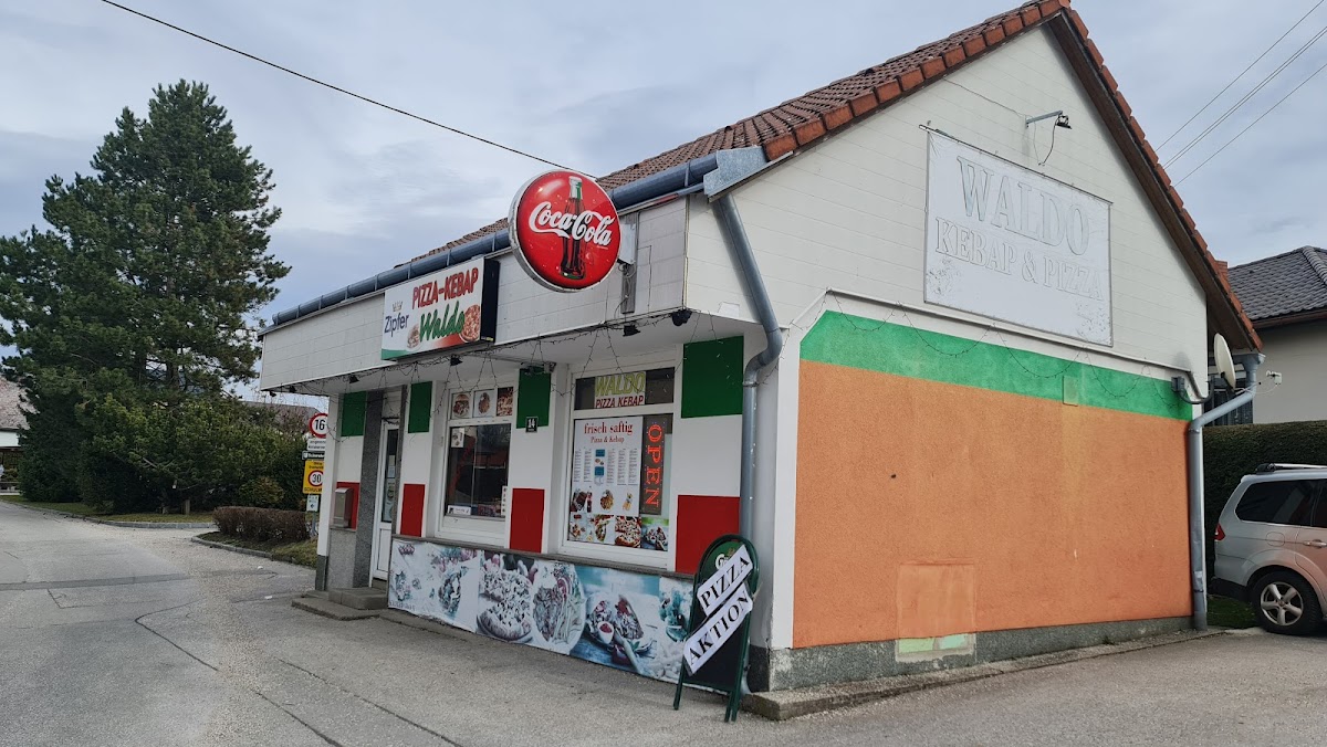 Waldo Pizza & Kebab Photos 2